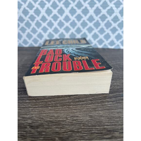 Bad Luck and Trouble by Lee Child Paperback Book Pre-Loved - Picture 4 of 6